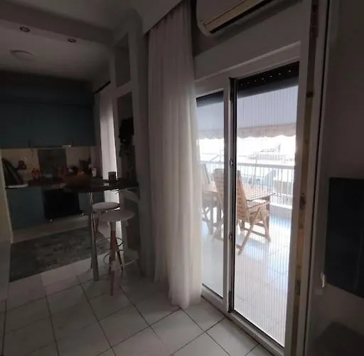 Apartamento The Nest ρετιρέ στο κέντρο της πόλης Tesalónica